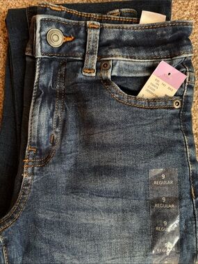 NWT Girls Evsie Blue Stretch Denim Jeans